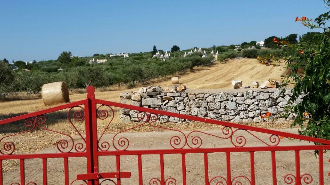 Trulli L'Utopia Di Anny Trulli Anny'S Utopia Locorotondo Bagian luar foto