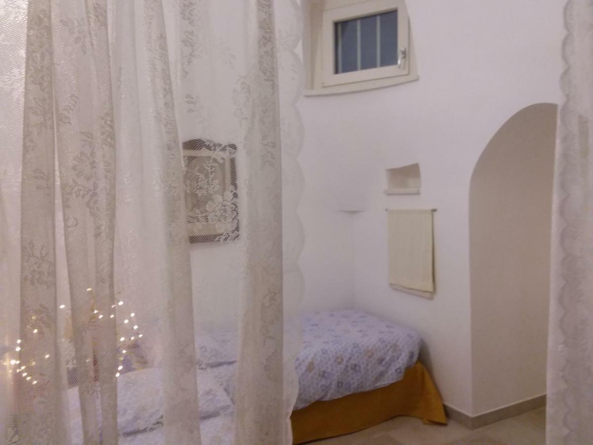 Trulli L'Utopia Di Anny Trulli Anny'S Utopia Locorotondo Bagian luar foto